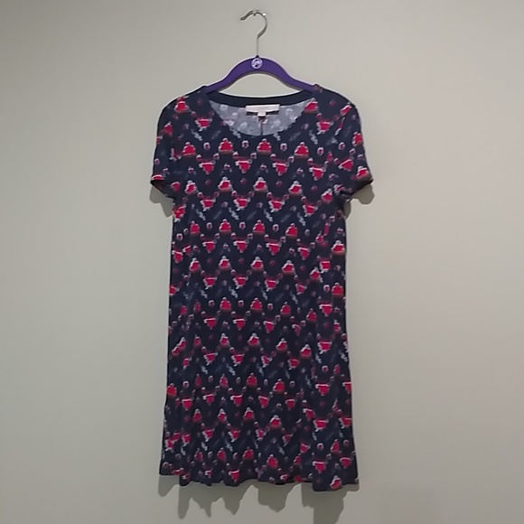 LOFT Dresses & Skirts - 🌲3 for $10 Loft patterned t shirt dress